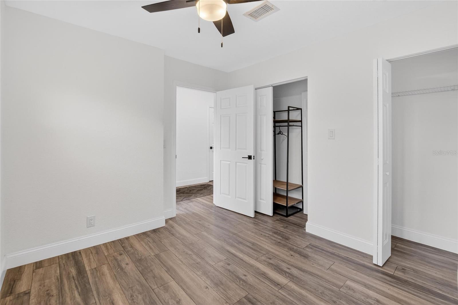 723 W PINEDALE DR — photo 18
