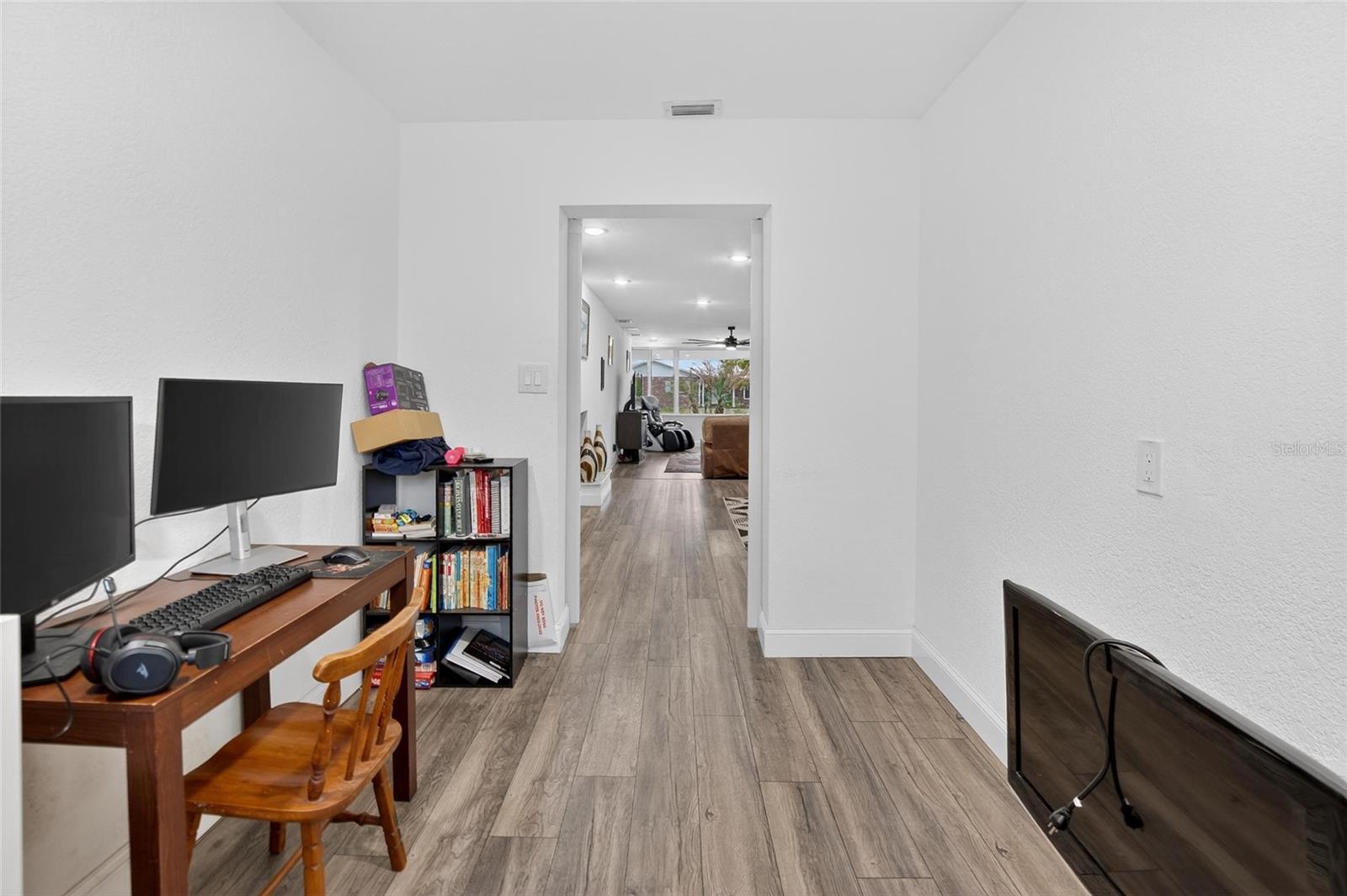 723 W PINEDALE DR — photo 10