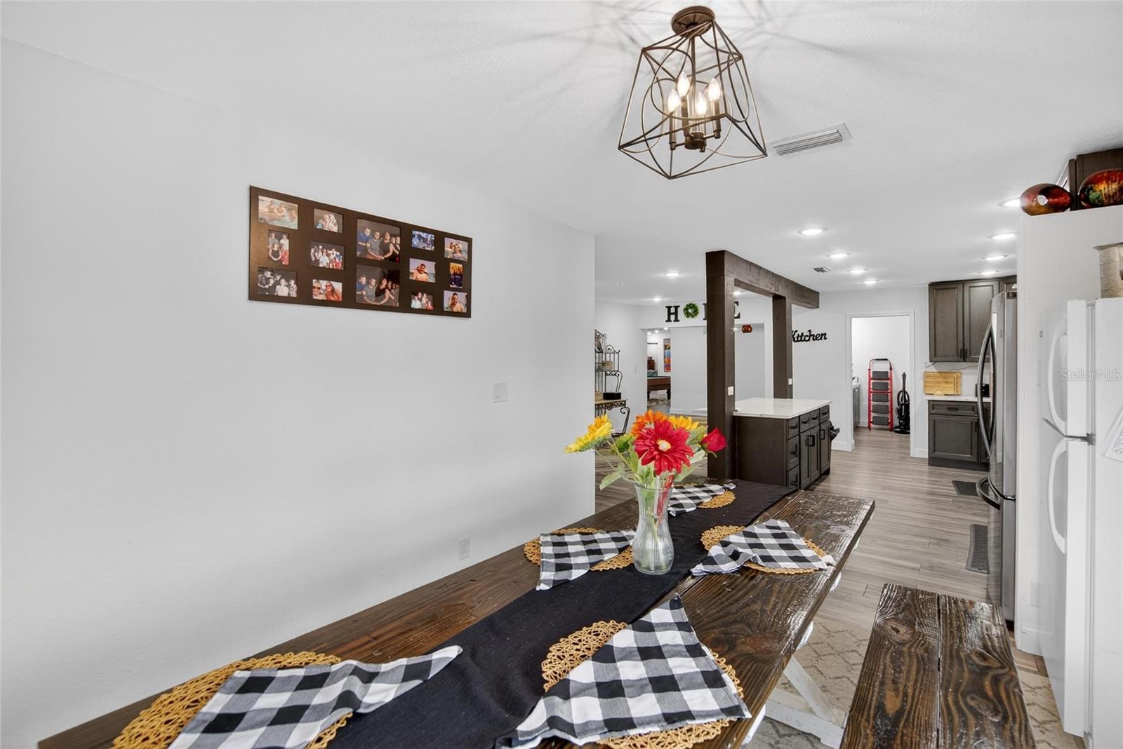 723 W PINEDALE DR — photo 15