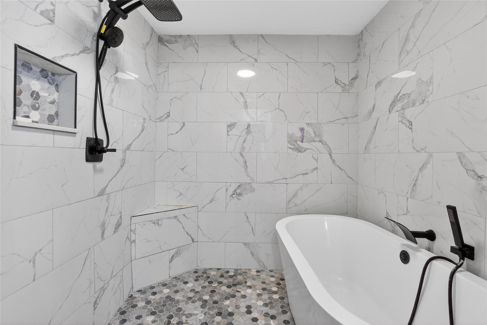 723 W PINEDALE DR — photo 8
