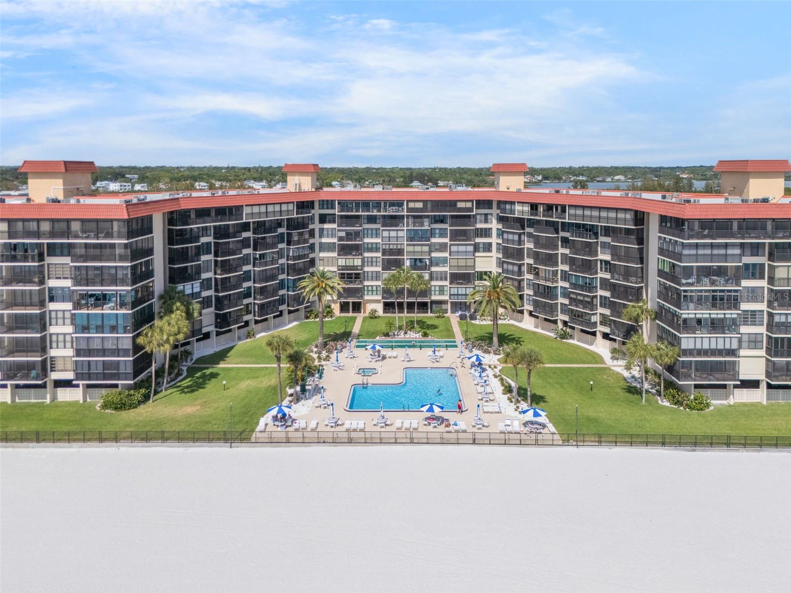 18304 GULF BLVD #105 — photo 2