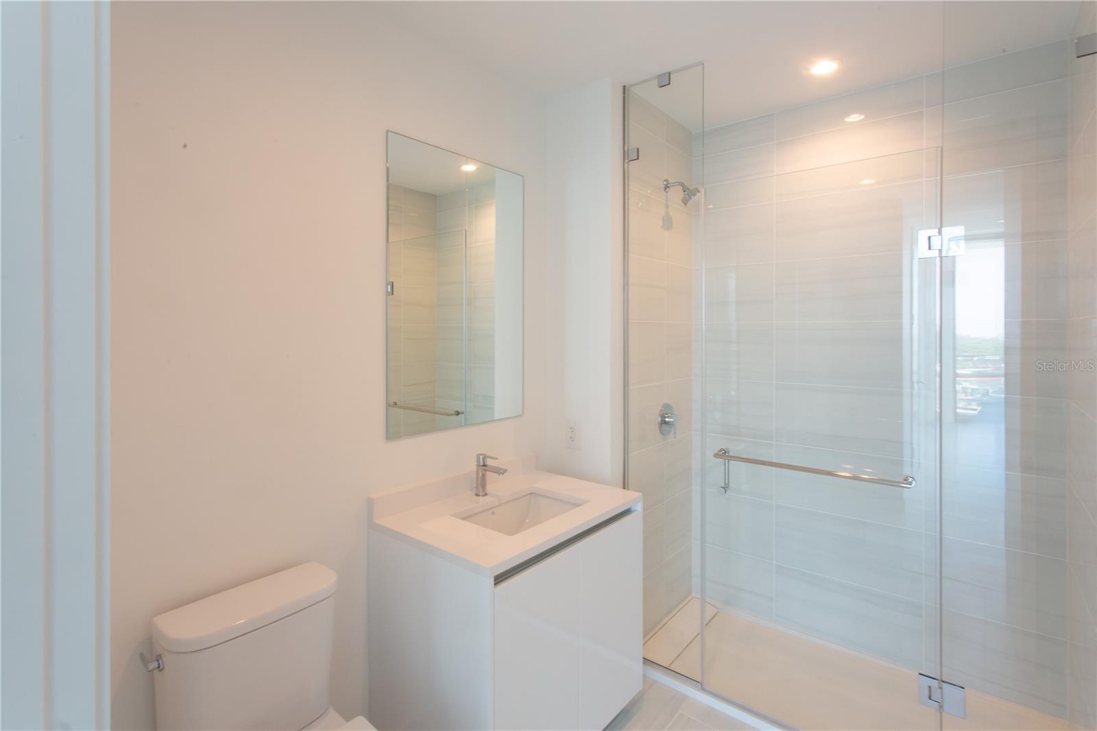 400 CENTRAL AVE #2001 — photo 20