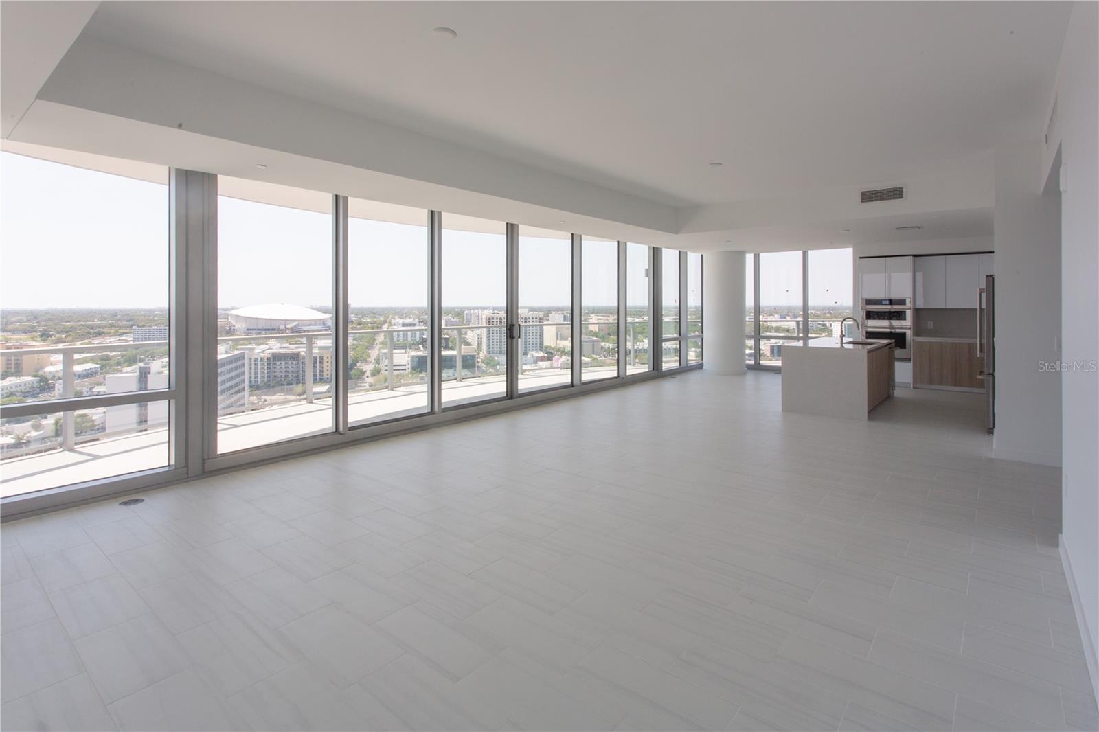 400 CENTRAL AVE #2001 — photo 14