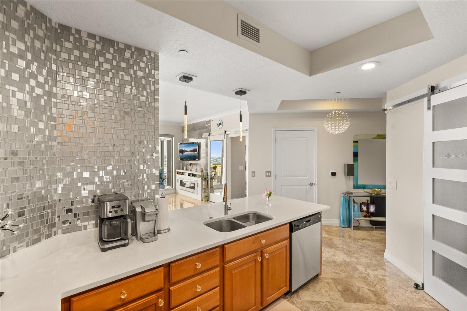 1209 E CUMBERLAND AVE #807 — photo 14