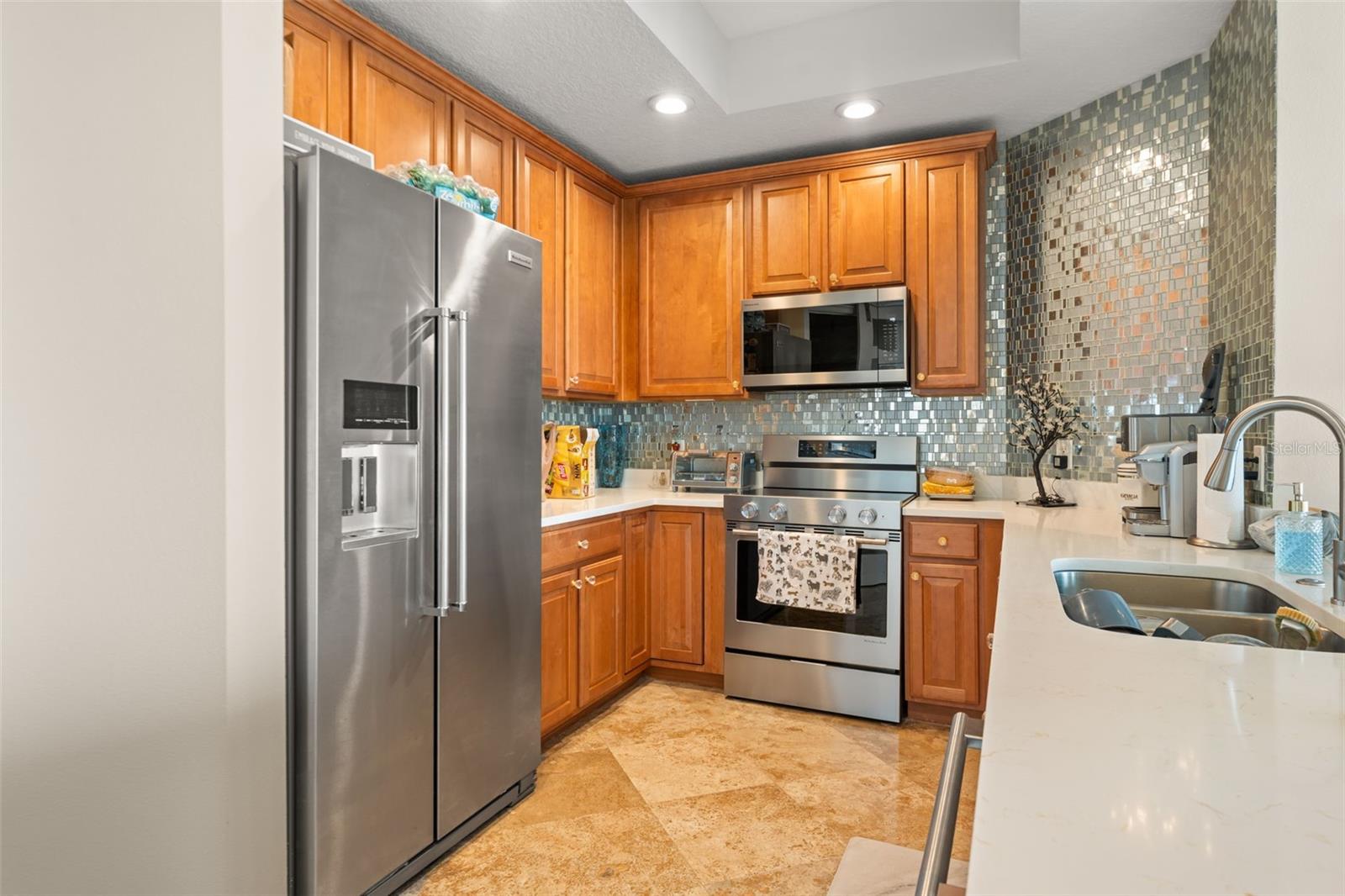 1209 E CUMBERLAND AVE #807 — photo 13