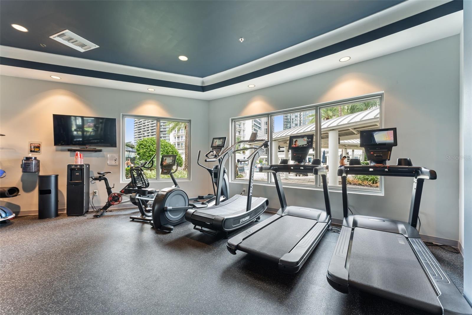 1209 E CUMBERLAND AVE #807 — photo 34