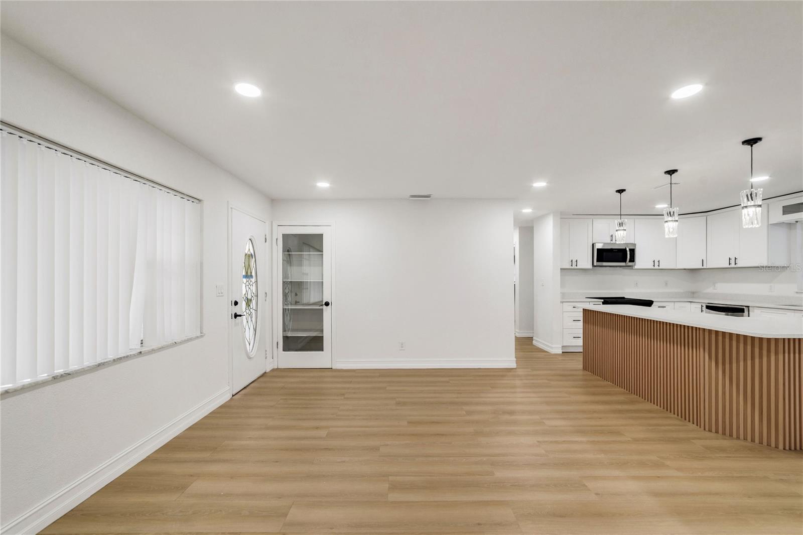 545 N TERRACE DR — photo 6