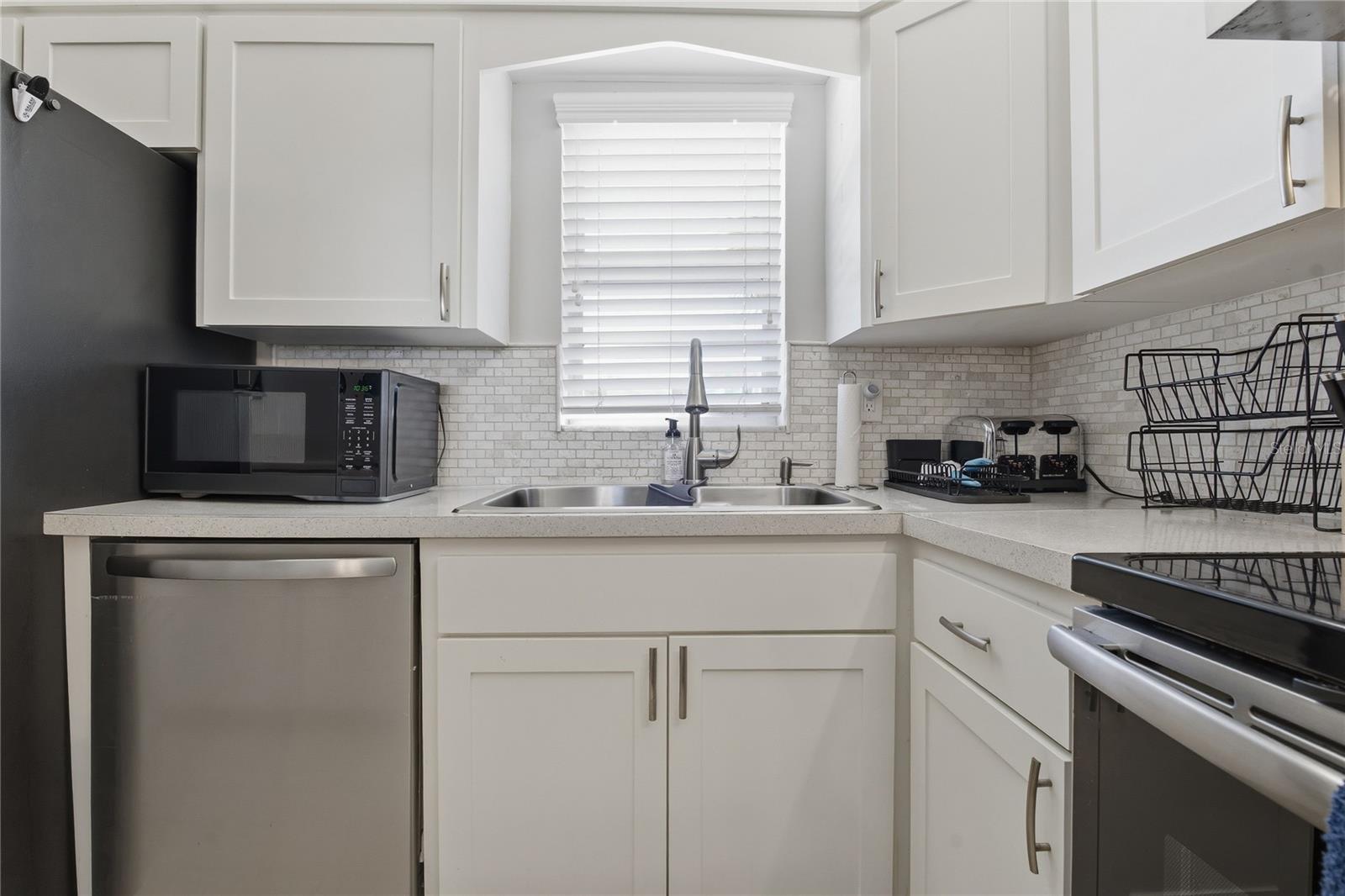7540 BAY ISLAND DR S #251 — photo 14