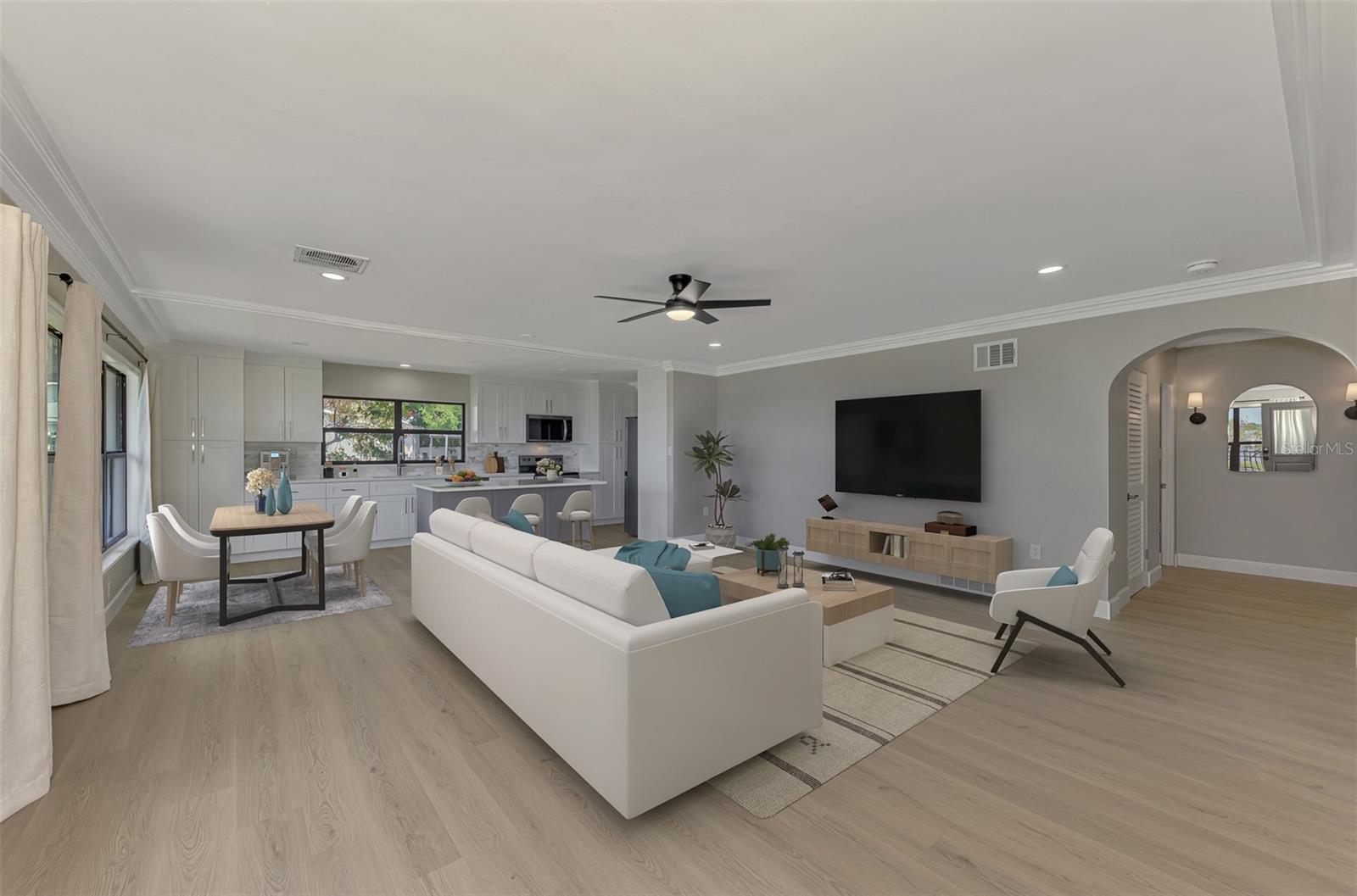 1822 RIVERSIDE DR E — photo 9