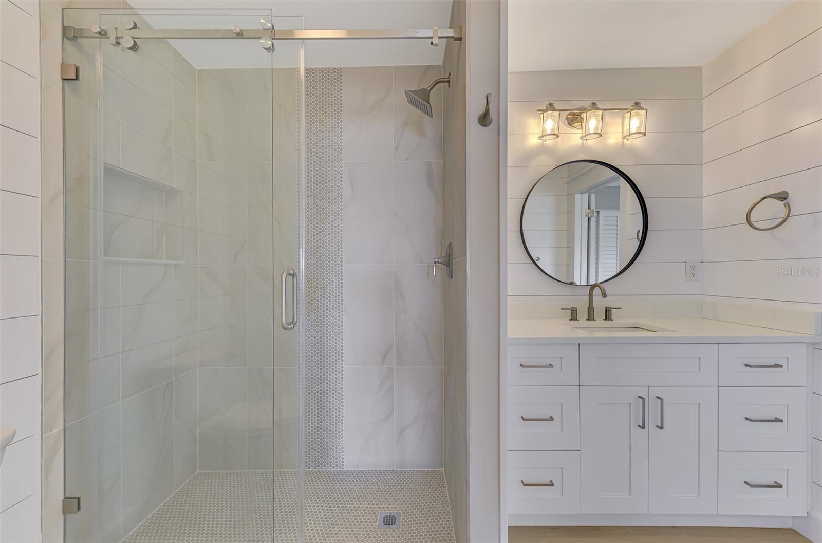 1822 RIVERSIDE DR E — photo 22