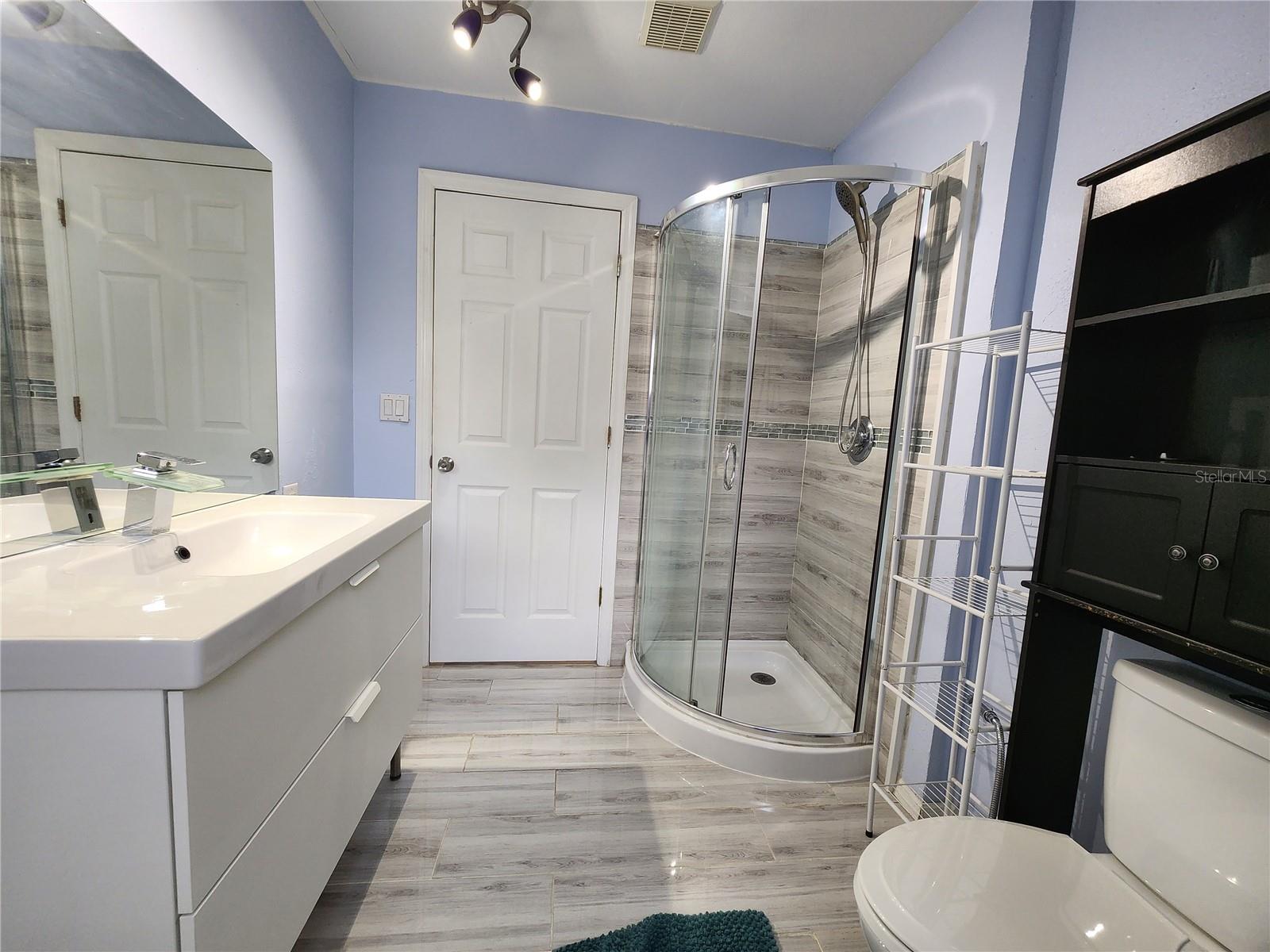 3401 E SLIGH AVE #E Sligh Ave — photo 43