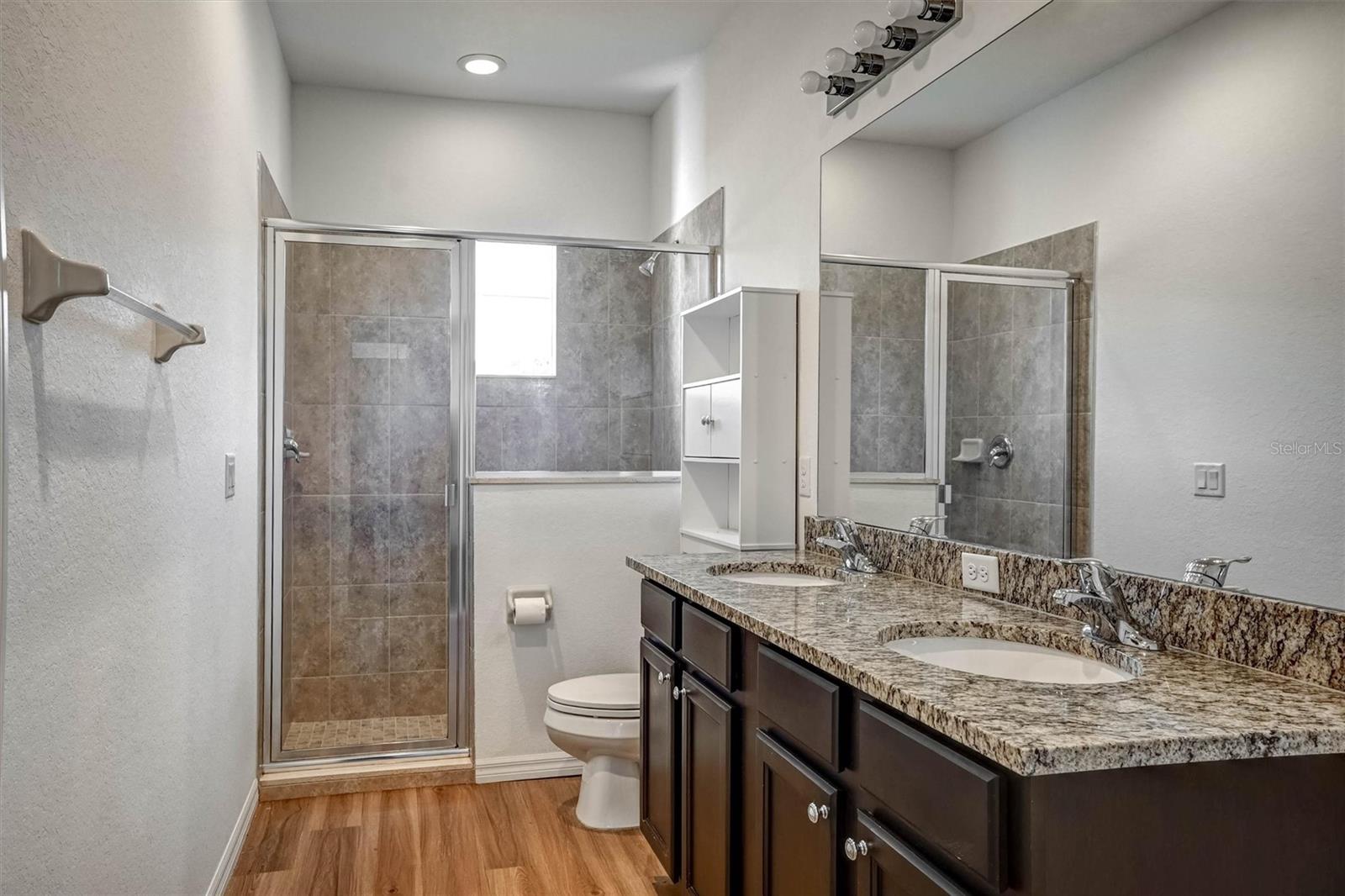 3035 BREWSTER RD — photo 11