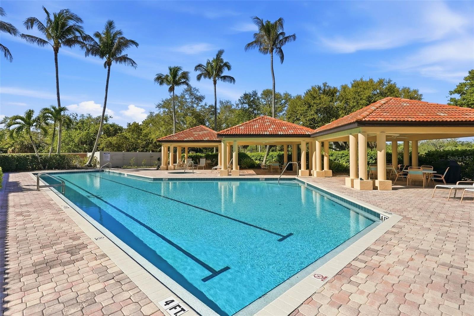 1695 PINELLAS BAYWAY S #E4 — photo 32