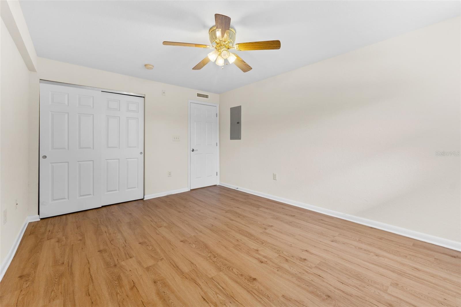 1950 59TH AVE N #114 — photo 16