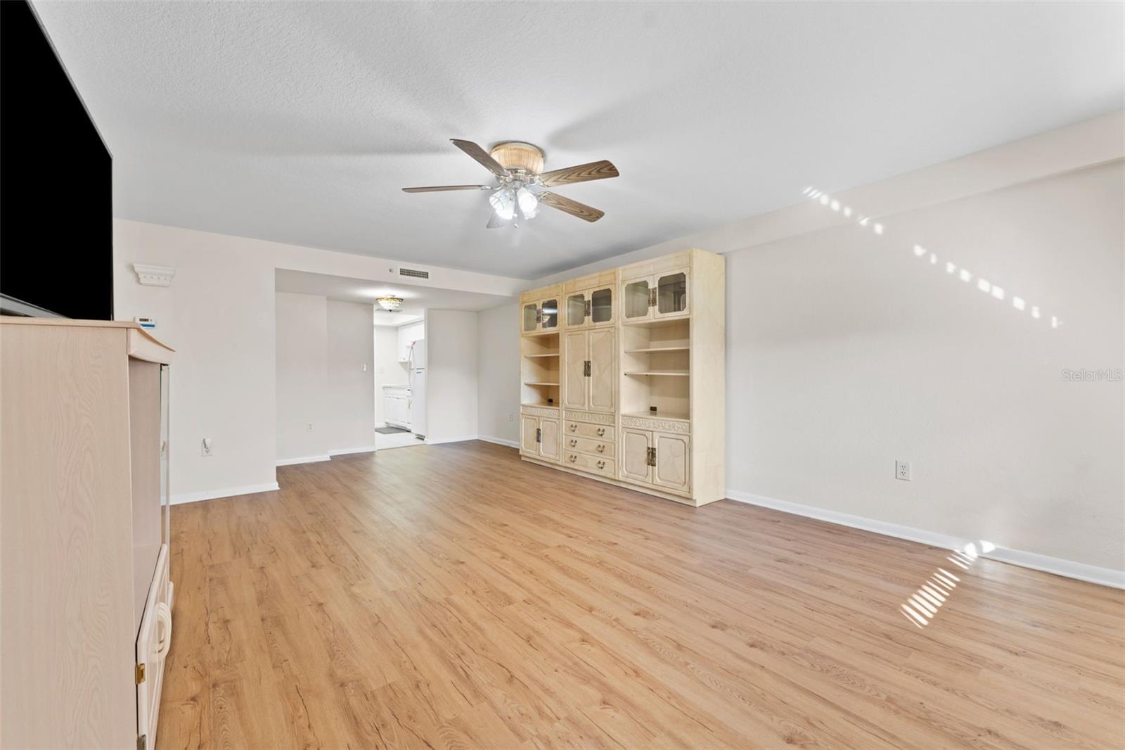 1950 59TH AVE N #114 — photo 5