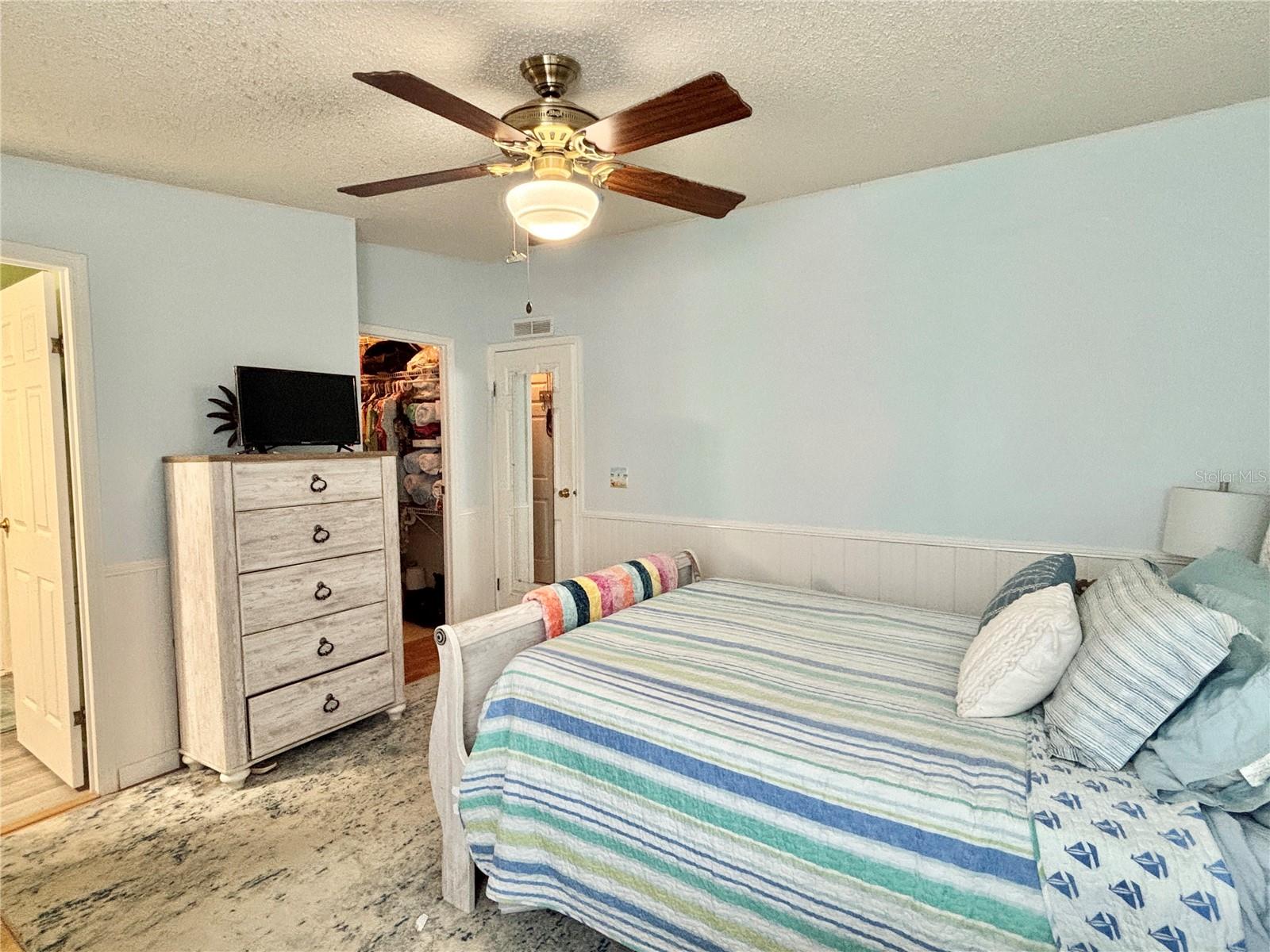 102 AMERICANA CT NE #206 — photo 17