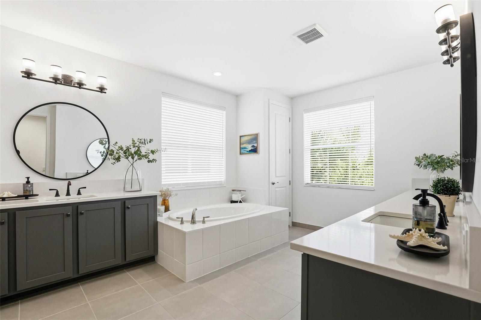 32490 TREE OF LIFE AVE — photo 55