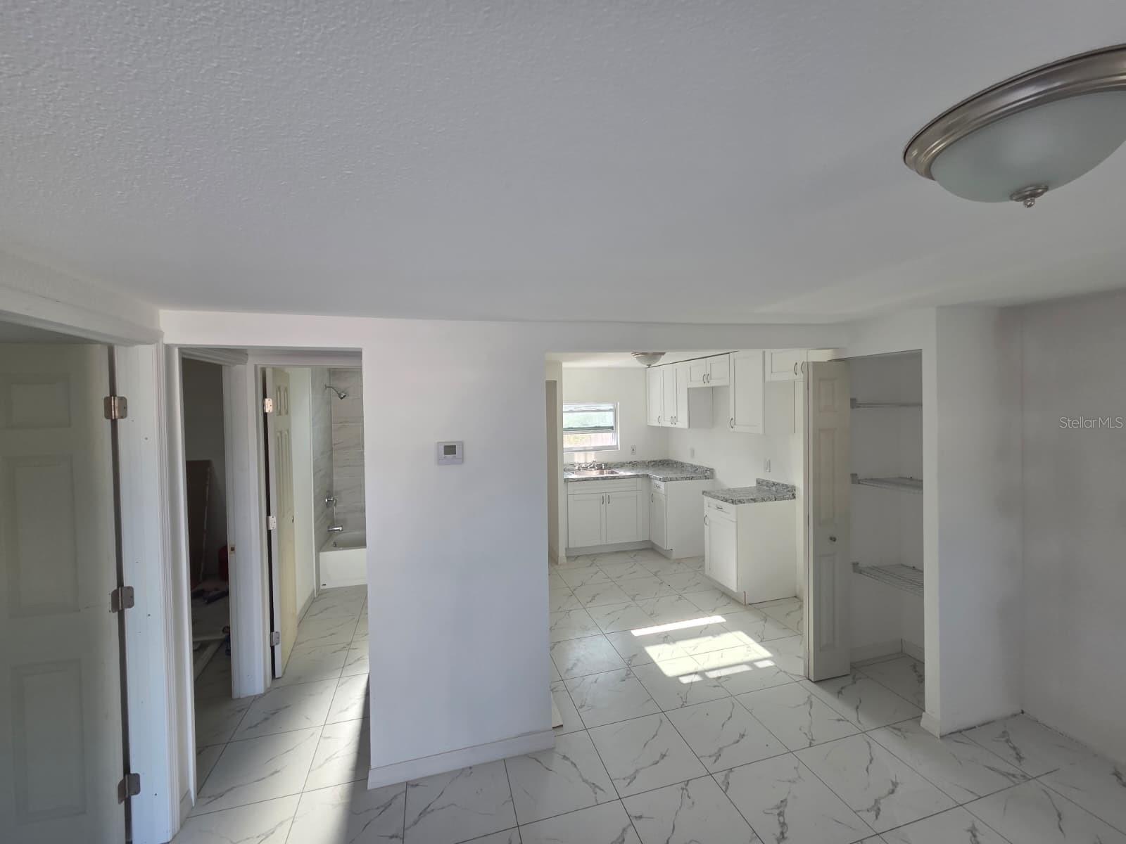 13113 BARTOW ST — photo 4