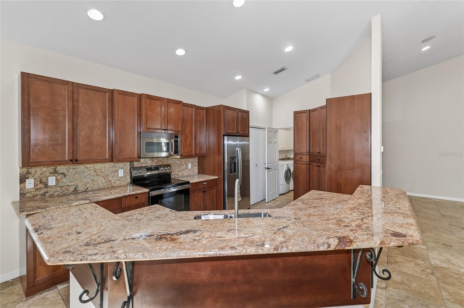 8124 TABBYSTONE PL — photo 39