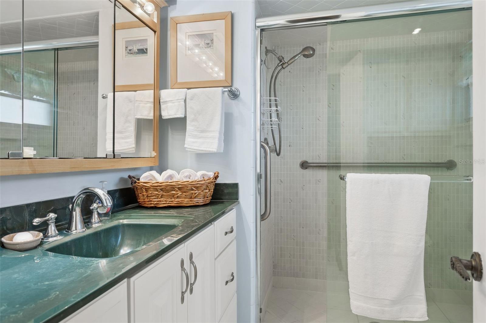5130 BRITTANY DR S #1002 — photo 19