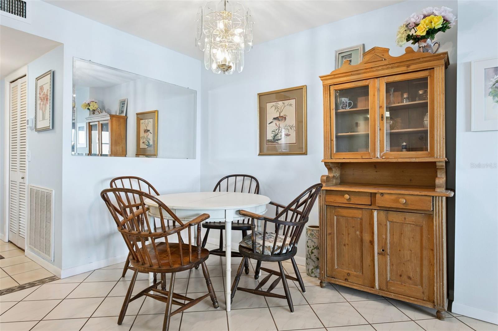 5130 BRITTANY DR S #1002 — photo 7