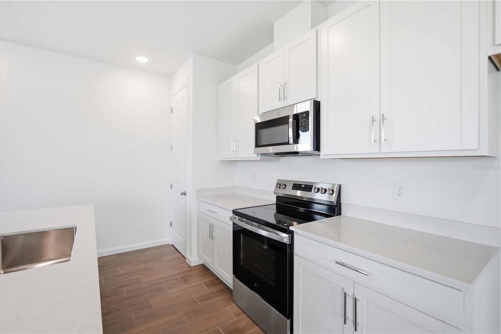2542 29TH LN E — photo 19