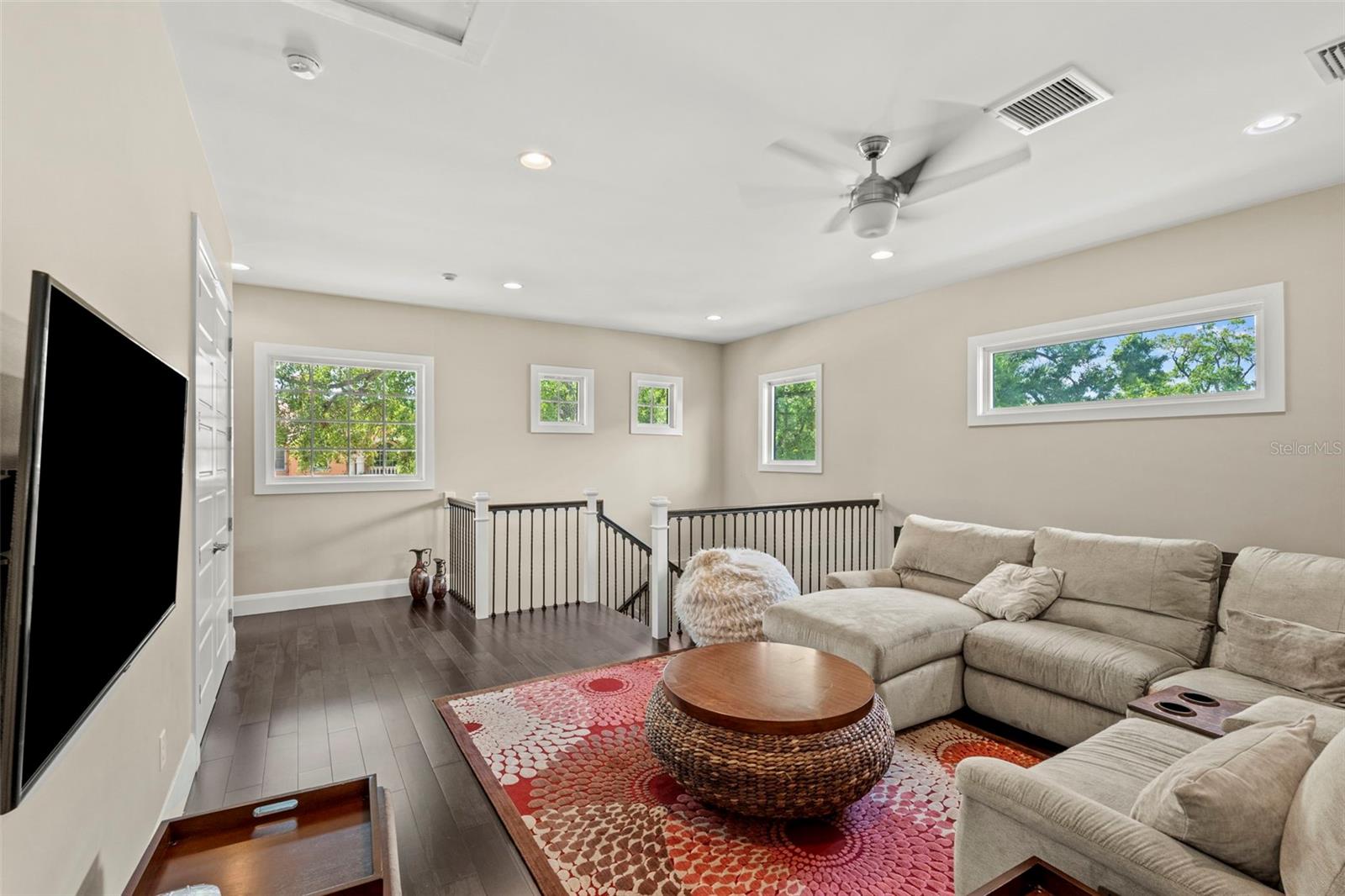 3211 W BAY VILLA AVE — photo 33