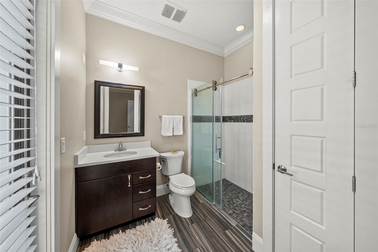 3211 W BAY VILLA AVE — photo 24