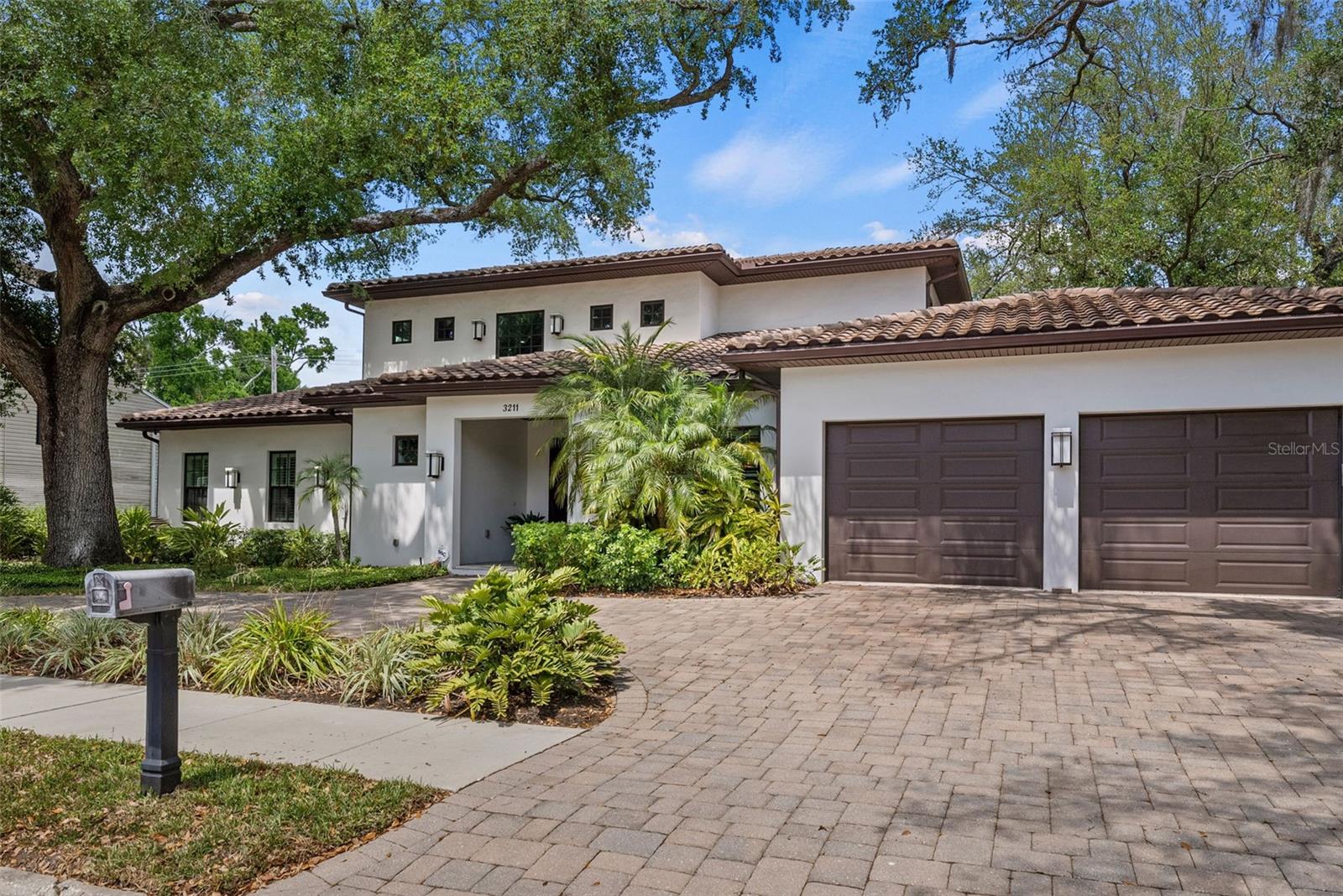 3211 W BAY VILLA AVE — photo 57