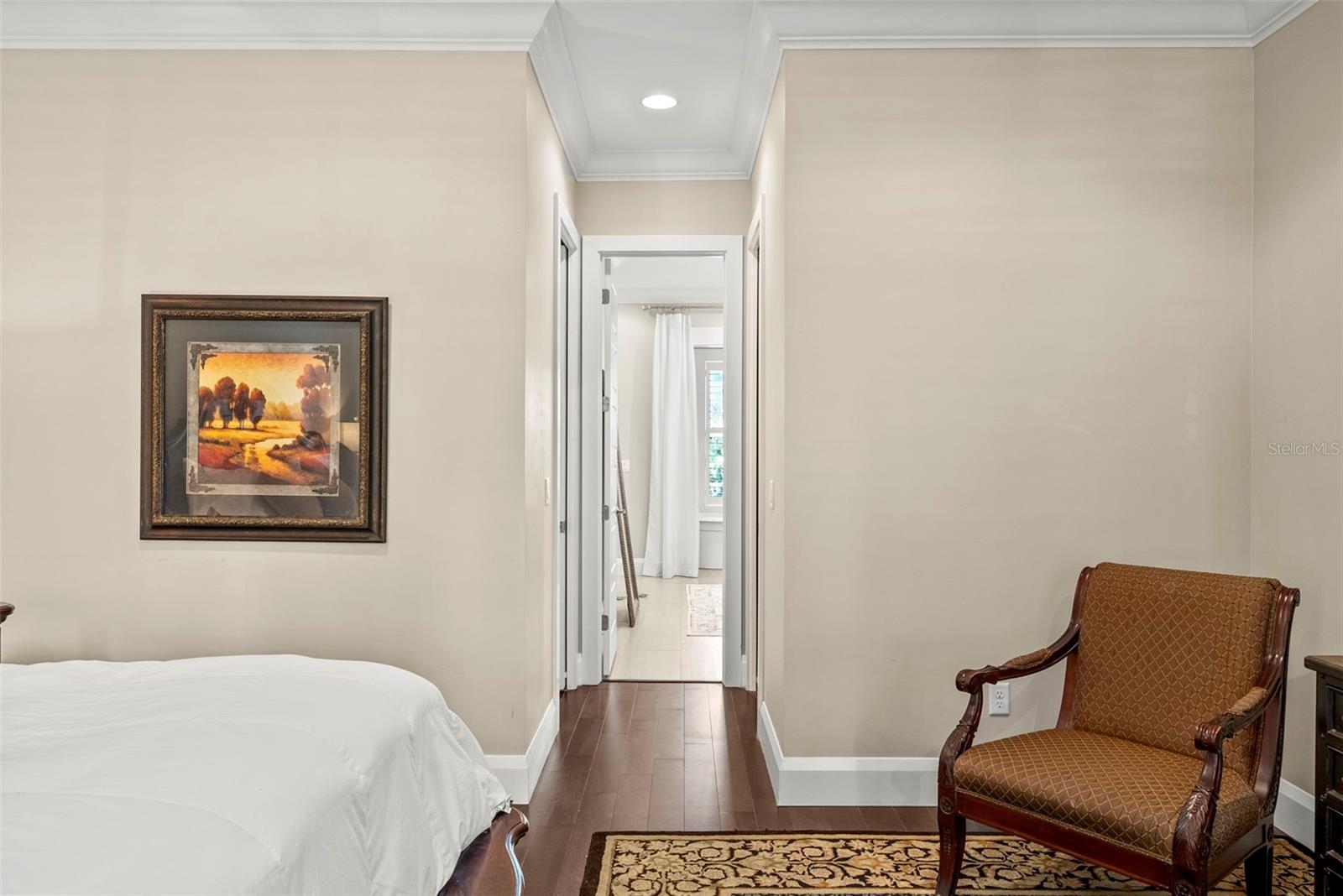 3211 W BAY VILLA AVE — photo 27