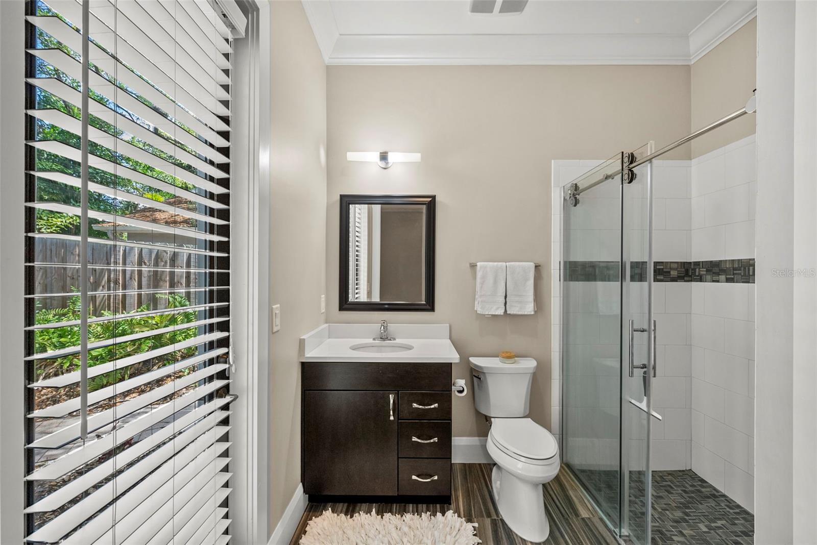 3211 W BAY VILLA AVE — photo 25