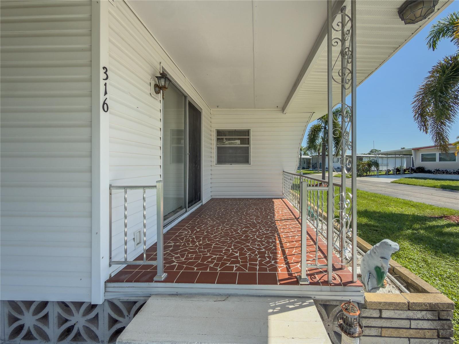 316 DANUBE CIR — photo 6