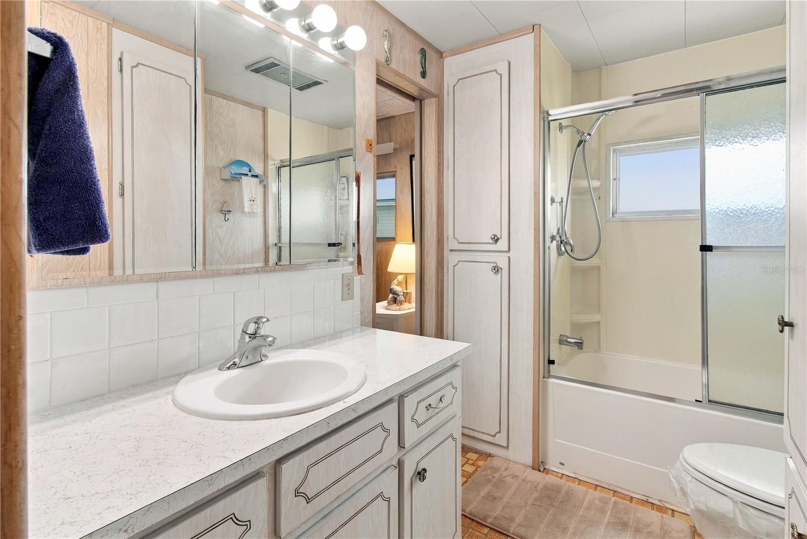 316 DANUBE CIR — photo 21