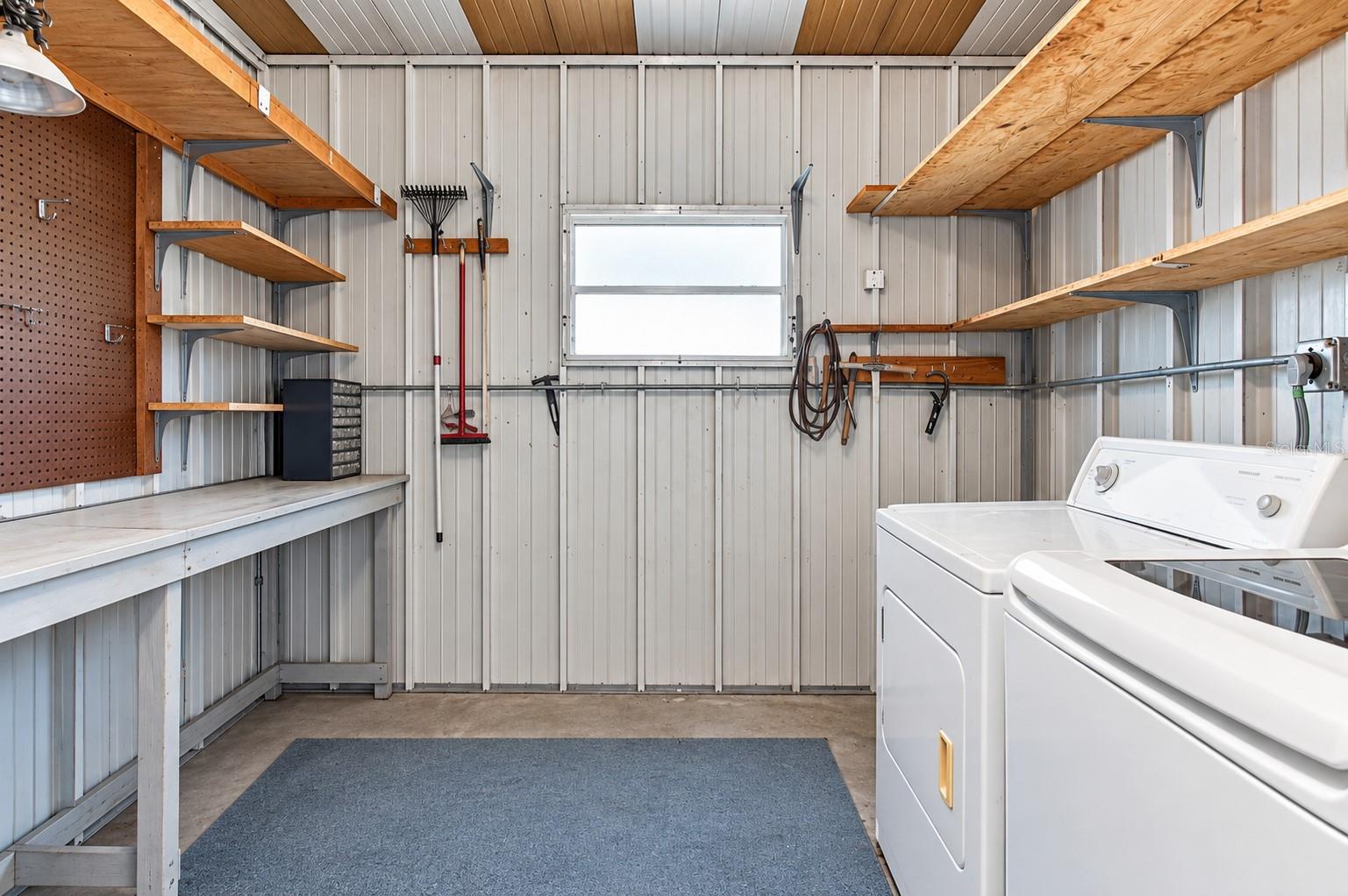 316 DANUBE CIR — photo 11