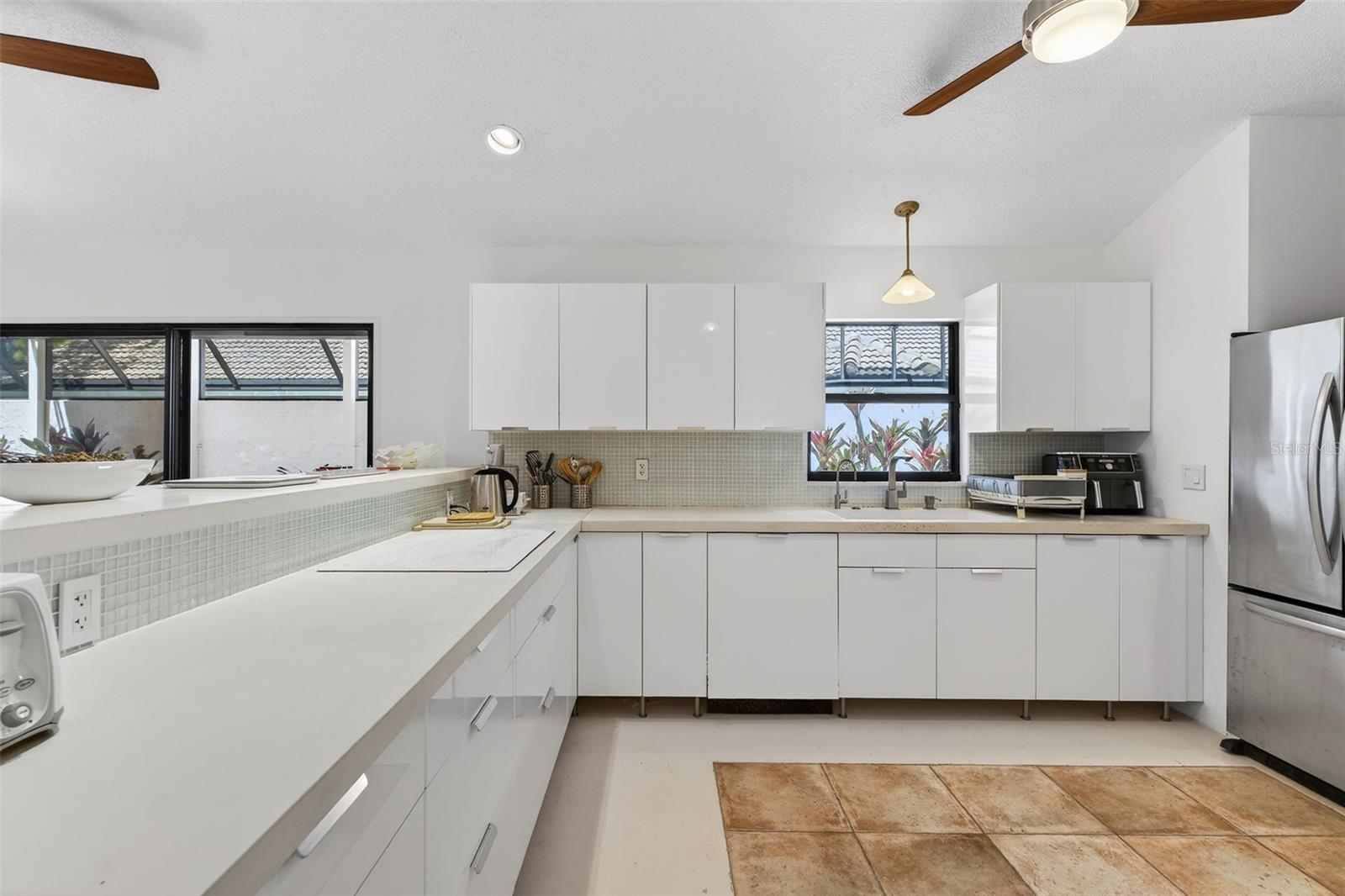 4750 TIVOLI AVE — photo 14