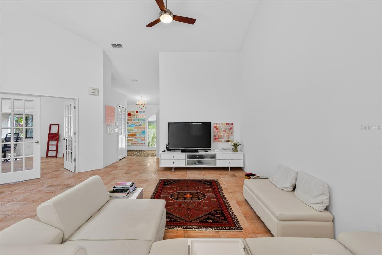 4750 TIVOLI AVE — photo 10