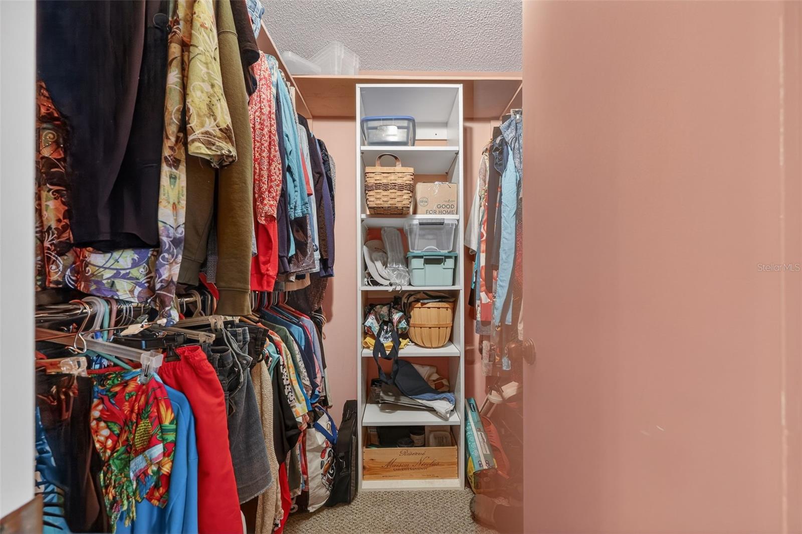 2322 LANCASTER DR — photo 31