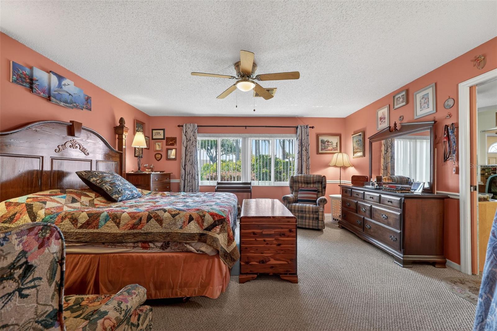 2322 LANCASTER DR — photo 29