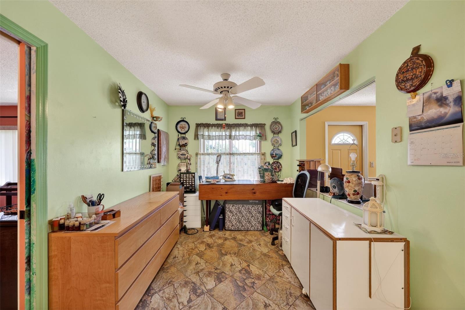 2322 LANCASTER DR — photo 26