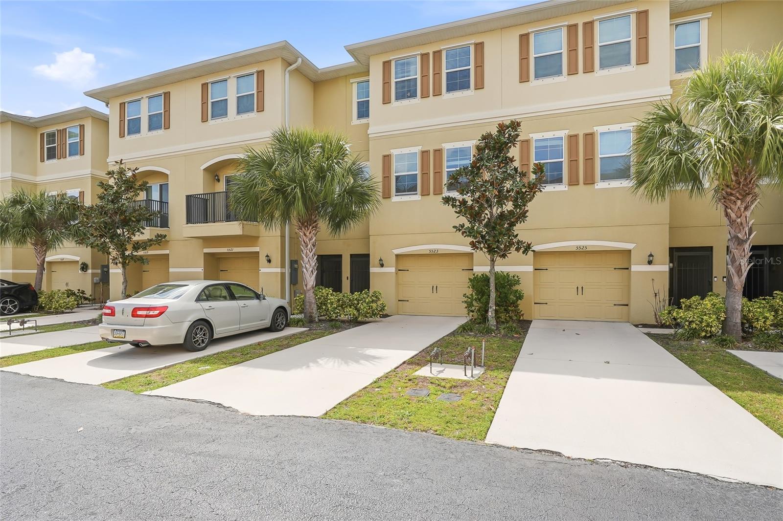5523 YELLOWFIN CT — photo 2