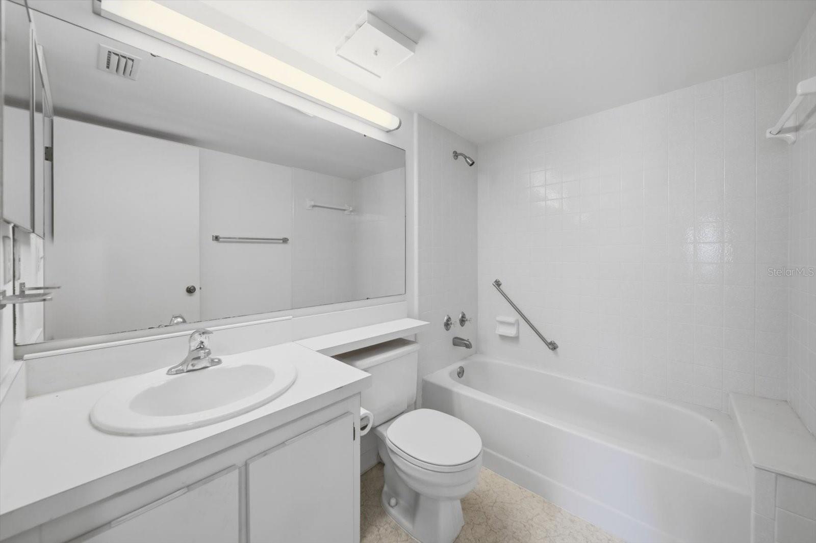 1441 PINE GLEN LN #E2 — photo 11