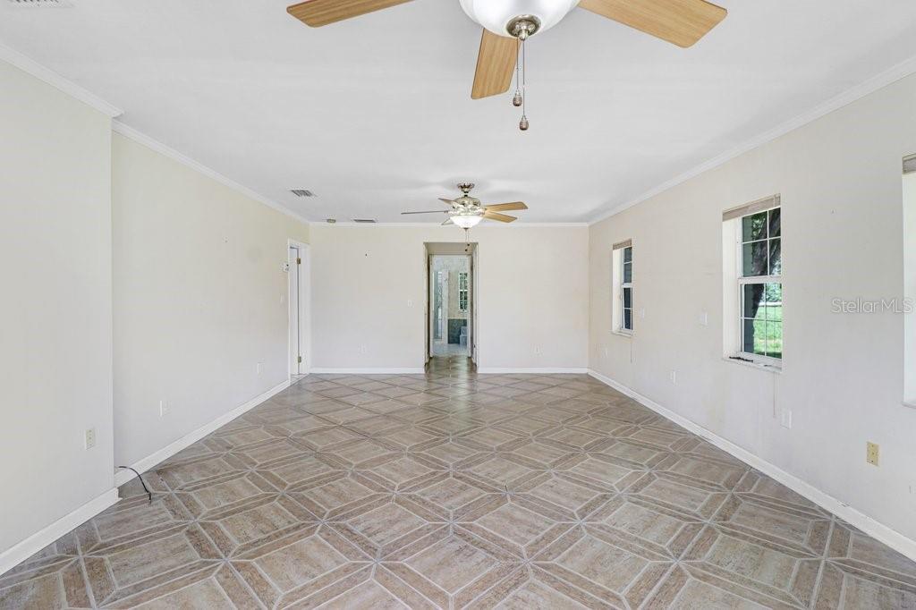 1350 ECKLES DR — photo 31
