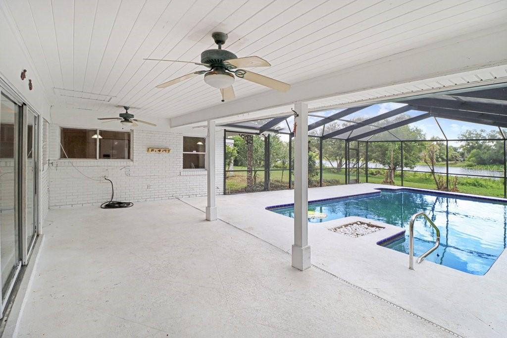1350 ECKLES DR — photo 41