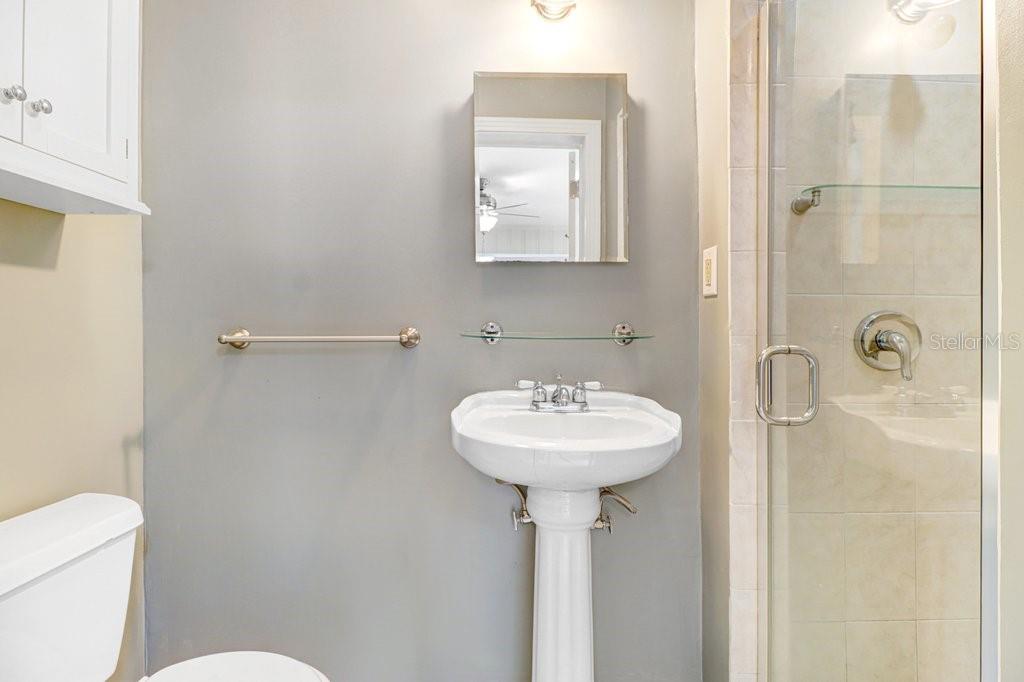 1350 ECKLES DR — photo 39