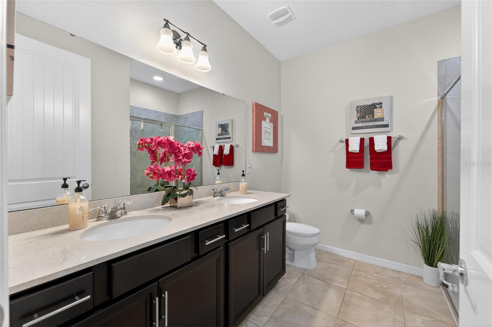 13816 GALWAY SAND RD — photo 32