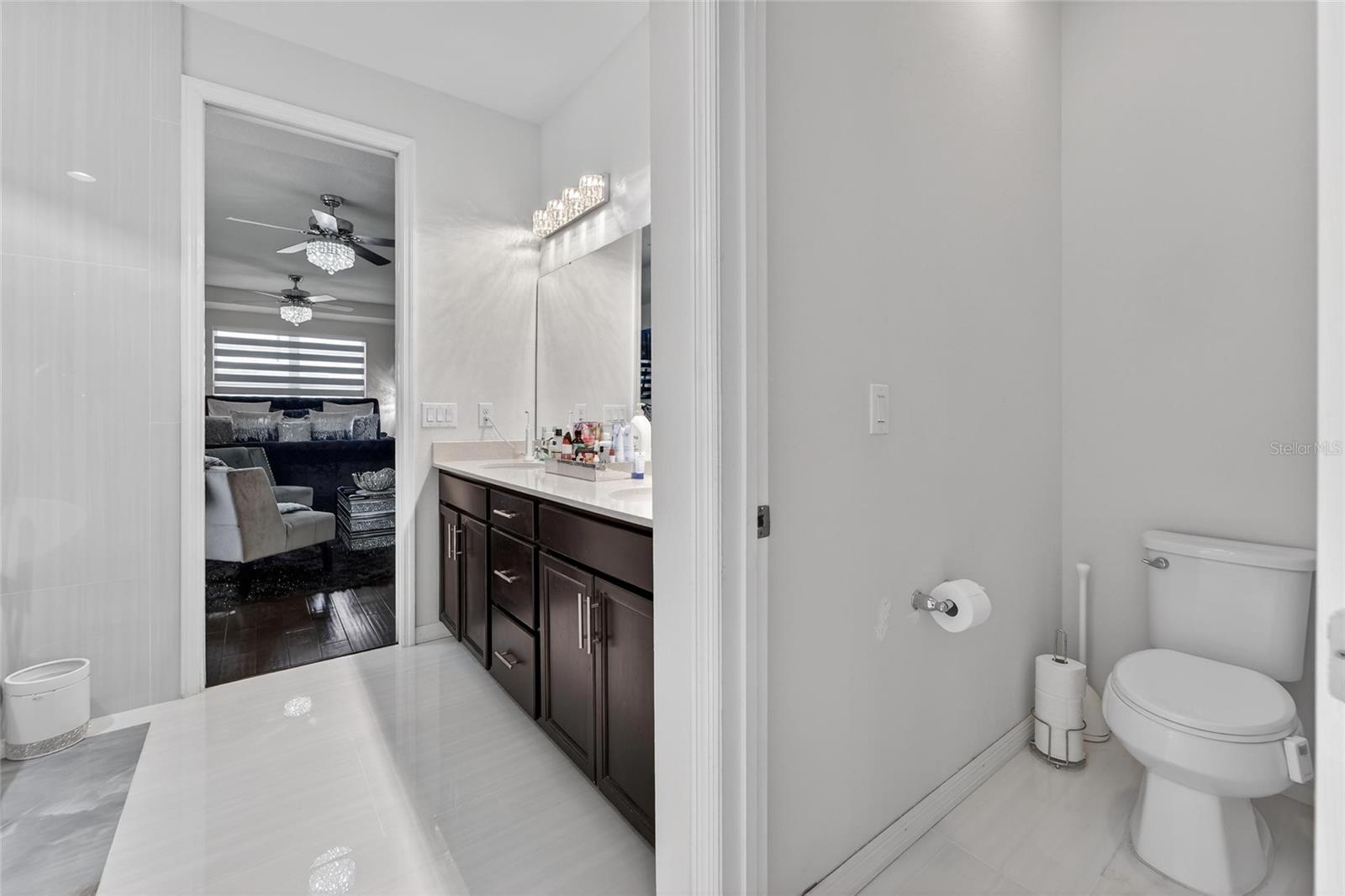 13816 GALWAY SAND RD — photo 63