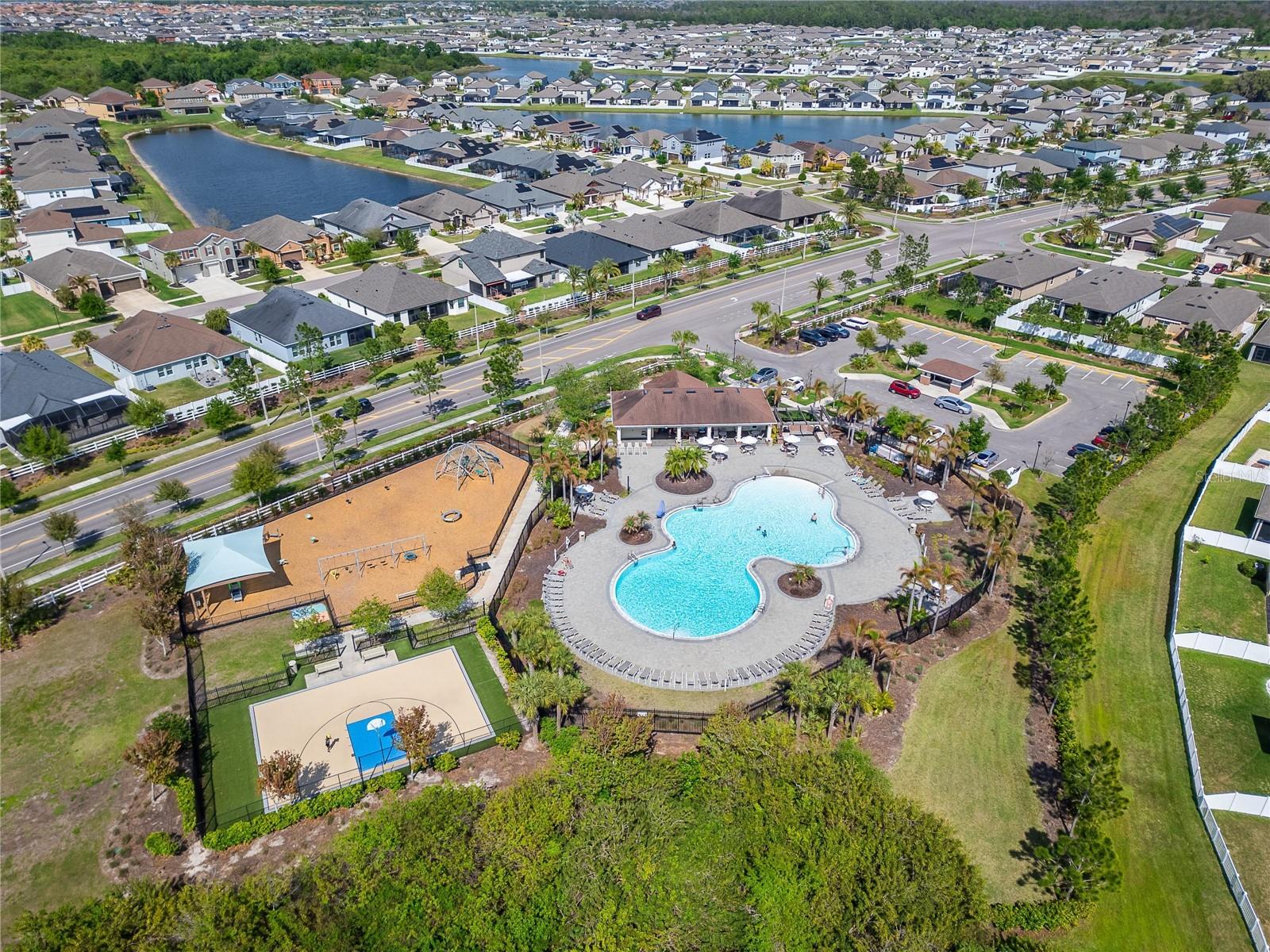 13816 GALWAY SAND RD — photo 94