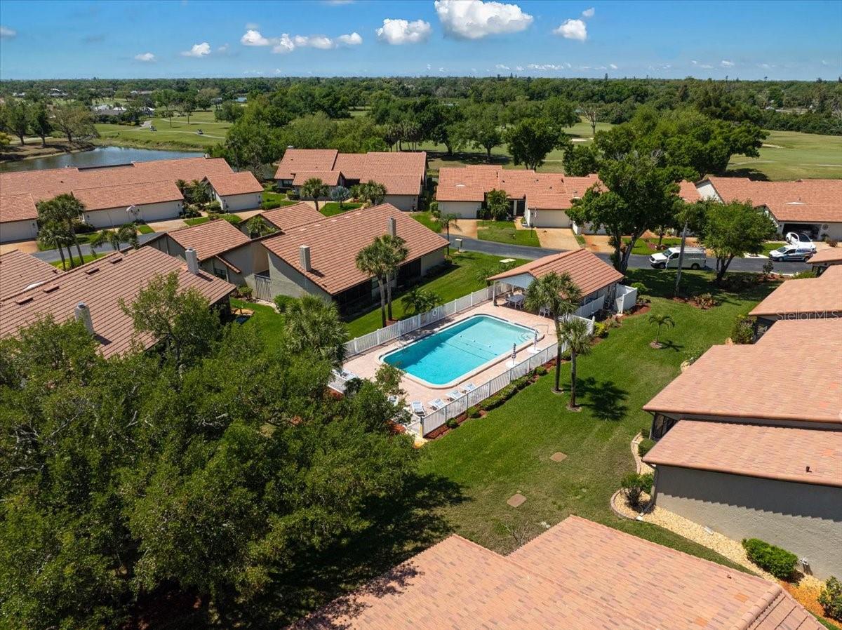892 COUNTRY CLUB CIR #50 — photo 32