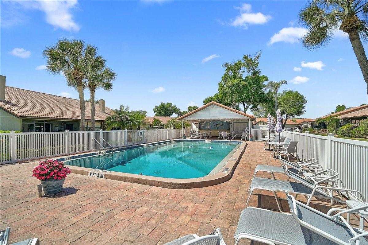 892 COUNTRY CLUB CIR #50 — photo 2