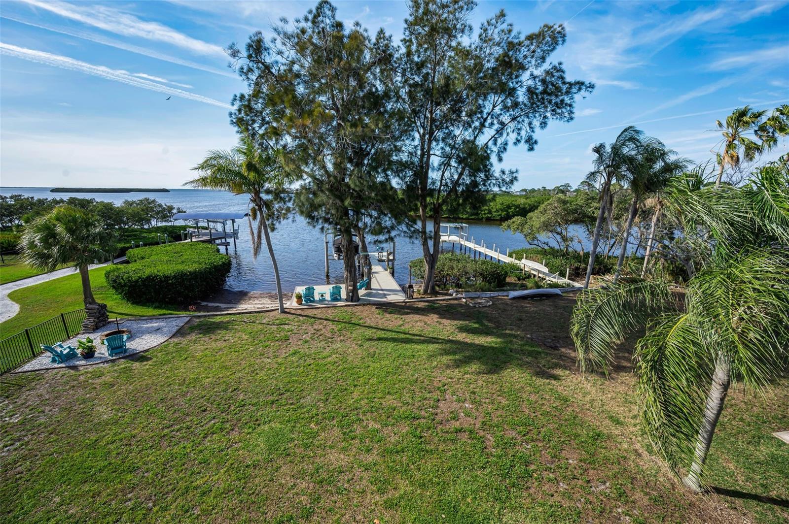 1626 SEA BREEZE DR — photo 55